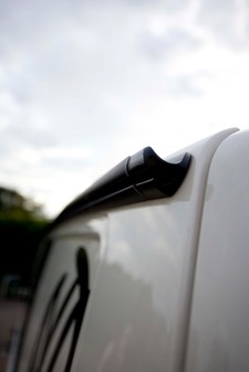 rail1